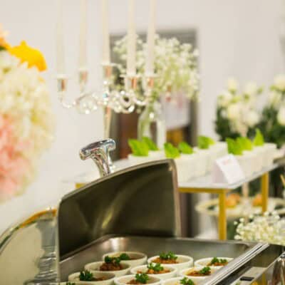 DeeCatering: Caters Happiness เติมความสุขให้ งานจัดเลี้ยง ภายในองค์กร